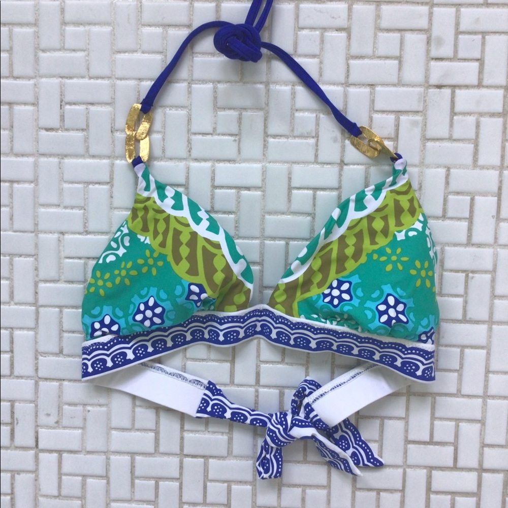 Women’s swimsuit top.